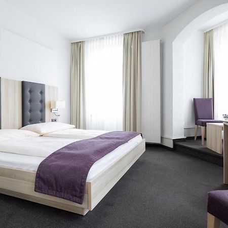 Hotel Loetschberg Интерлакен Экстерьер фото
