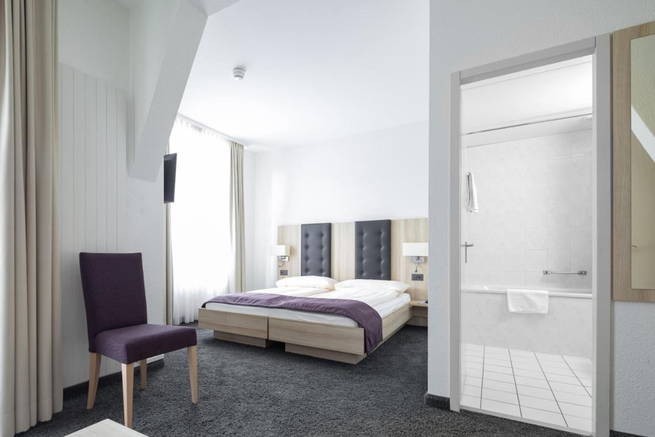 Hotel Loetschberg Интерлакен Экстерьер фото