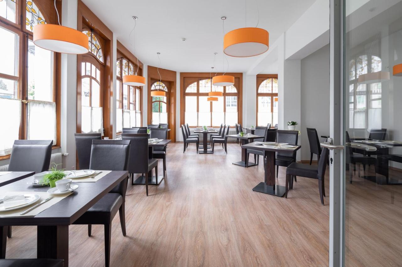 Hotel Loetschberg Интерлакен Экстерьер фото